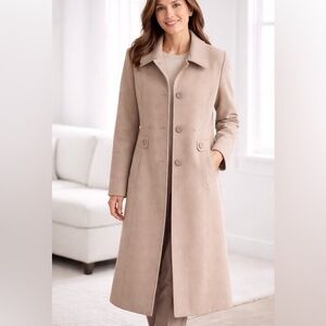 Covington Women's Classic Beige Trench Coat